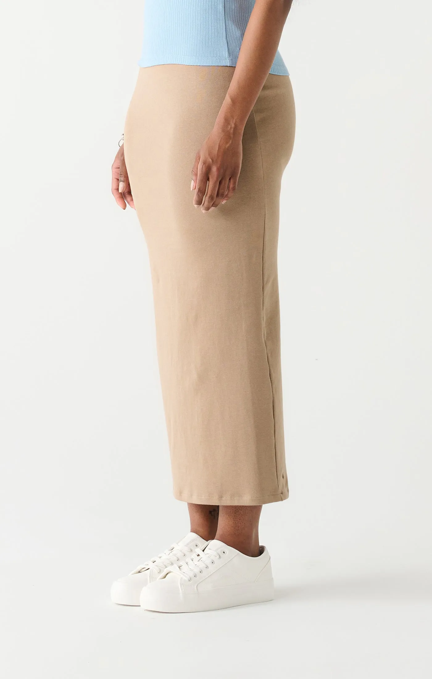 Dex Long Pencil Skirt In Mocha