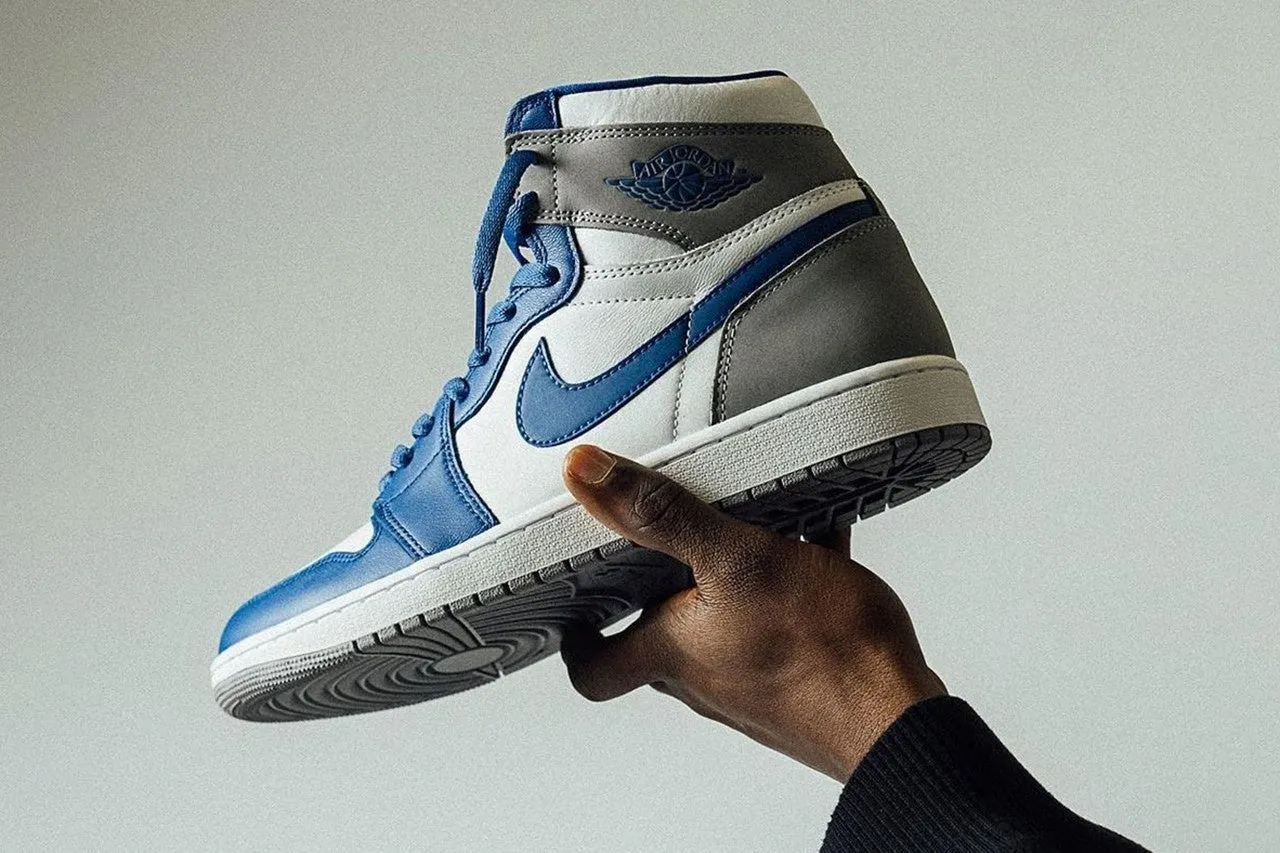 Jordan 1 Retro High OG 'True Blue'