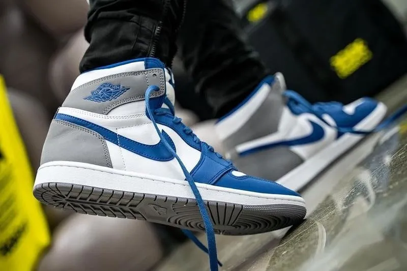 Jordan 1 Retro High OG 'True Blue'